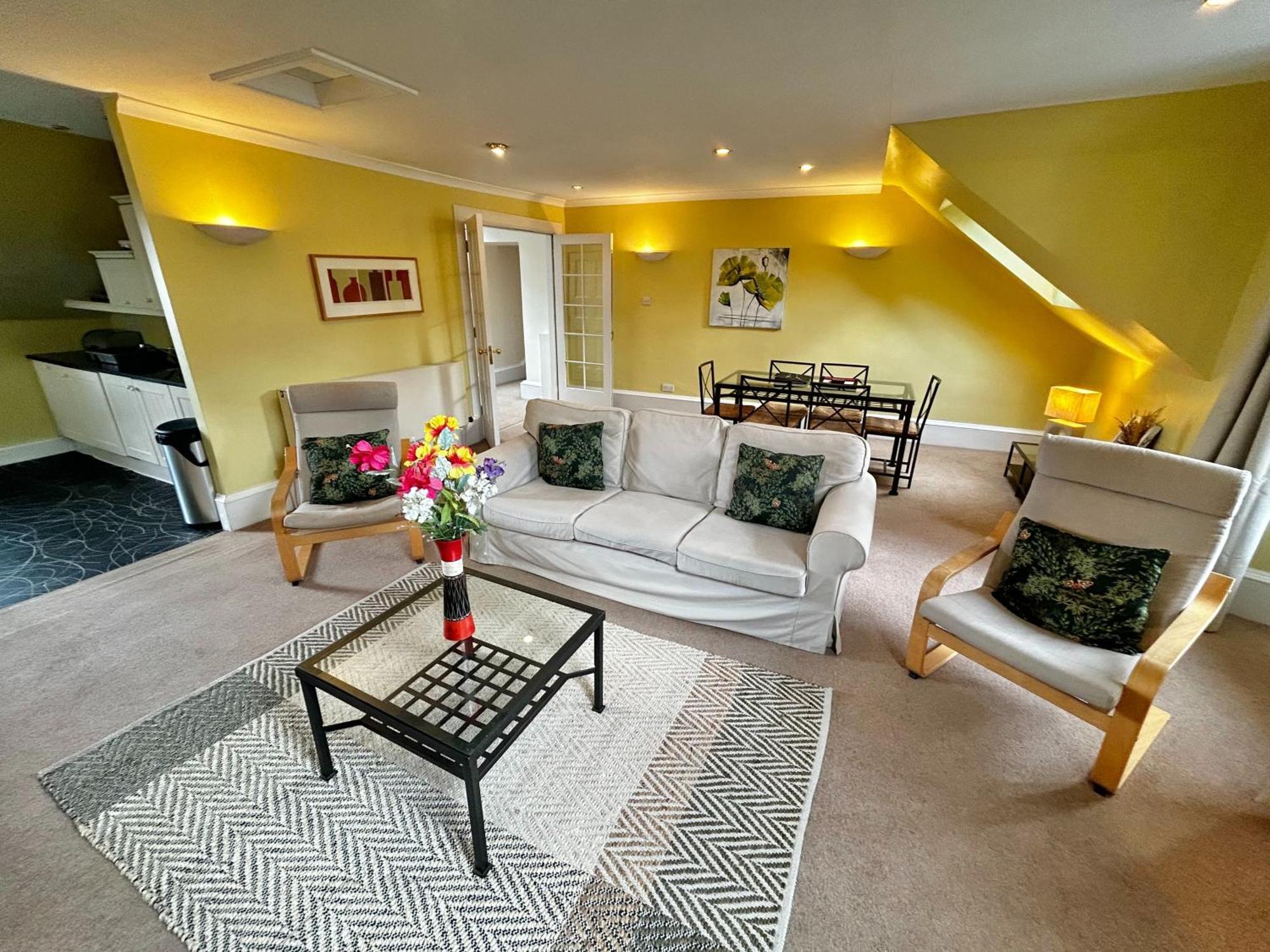 Parliament Sq Apartment Edinburgh Exterior photo