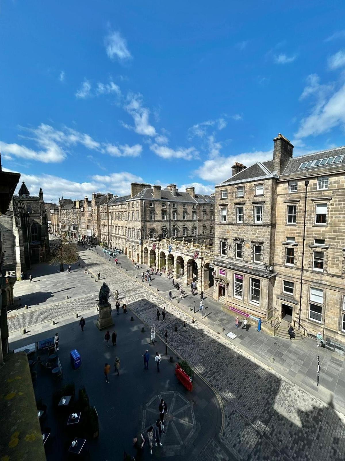 Parliament Sq Apartment Edinburgh Exterior photo