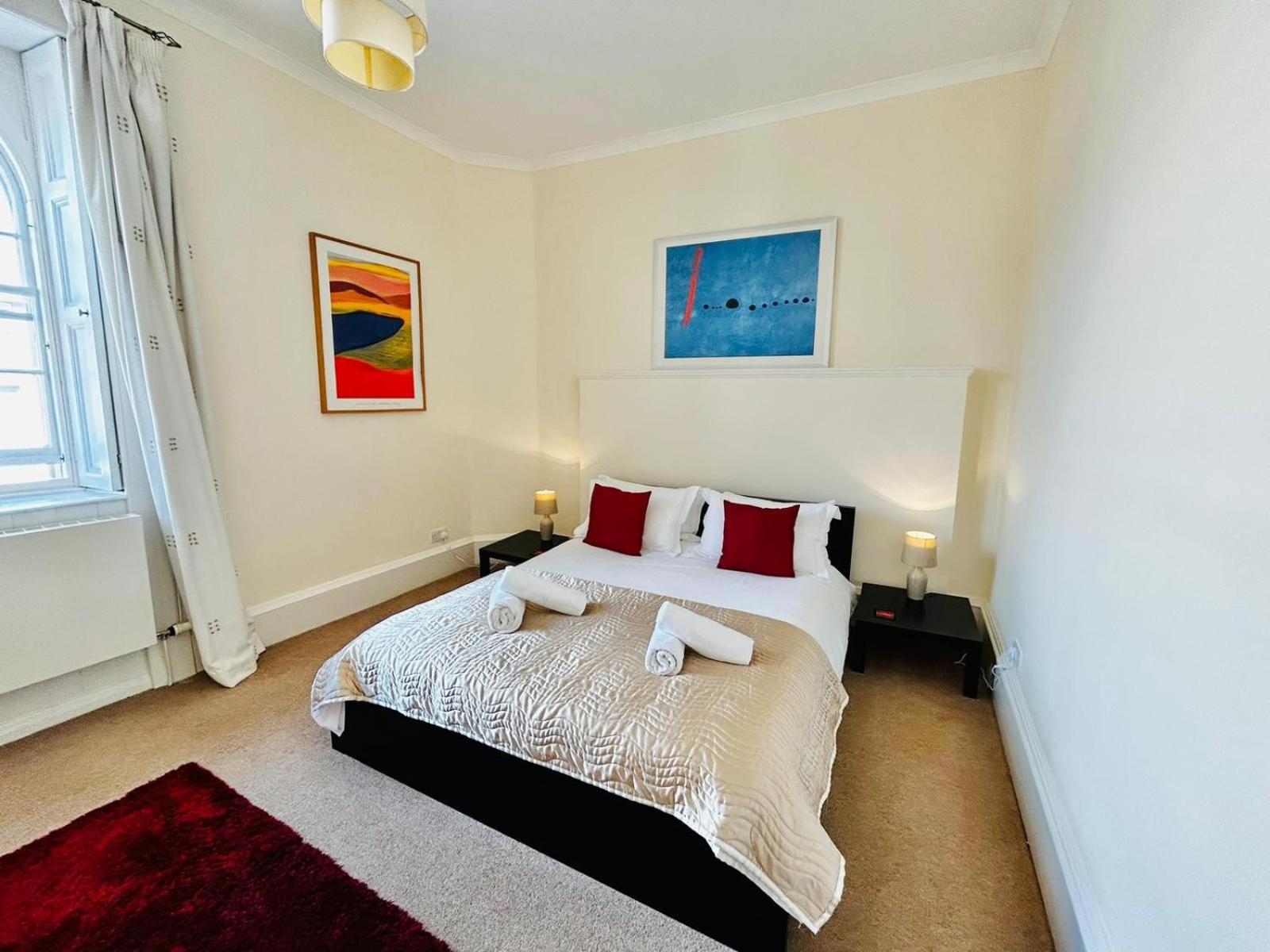 Parliament Sq Apartment Edinburgh Exterior photo