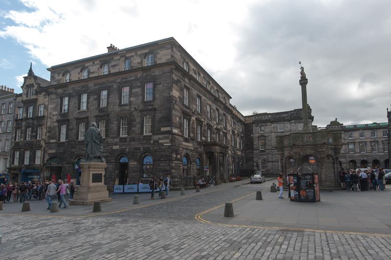 Parliament Sq Apartment Edinburgh Exterior photo