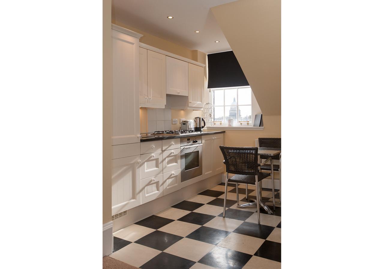 Parliament Sq Apartment Edinburgh Exterior photo